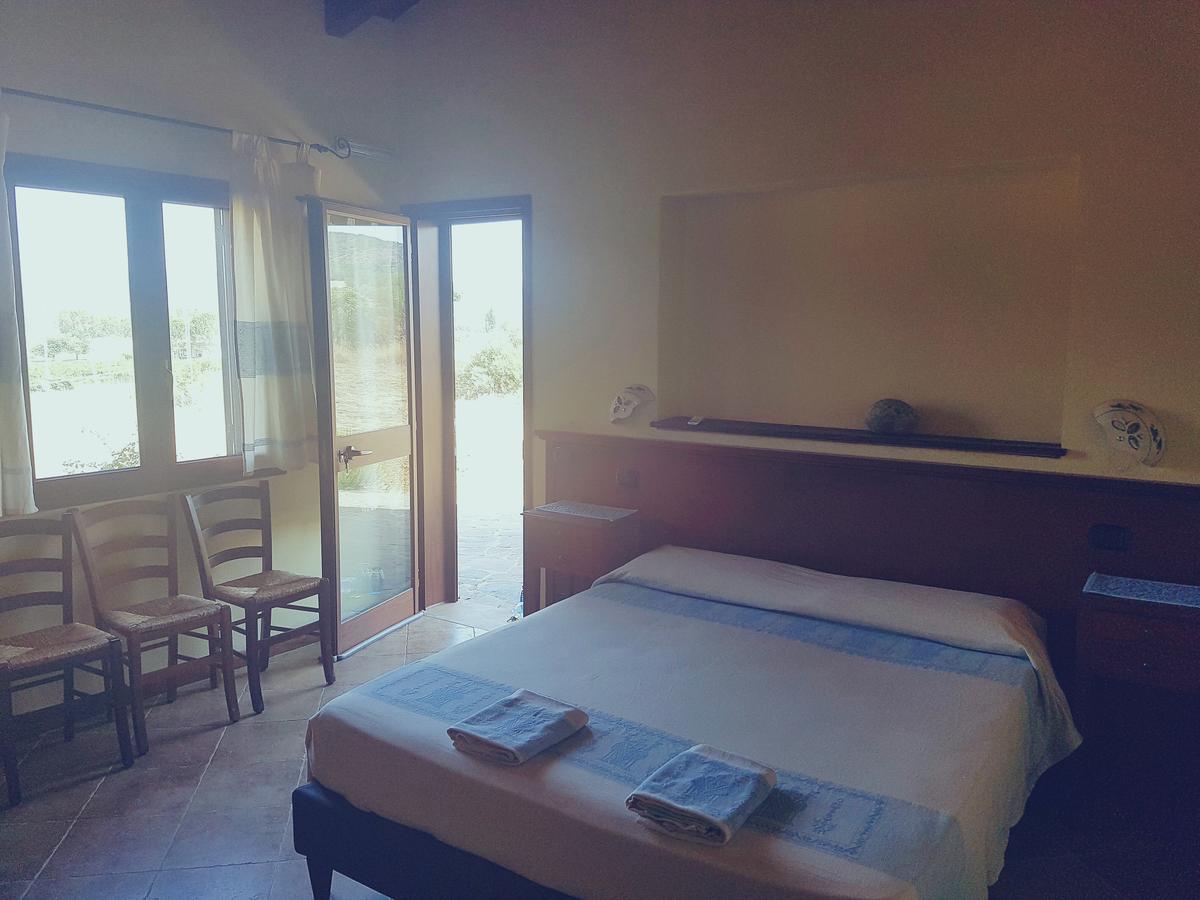 Agriturismo Gennemara B&B Perdaxius Exteriör bild