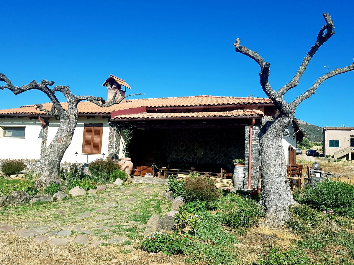 Agriturismo Gennemara B&B Perdaxius Exteriör bild