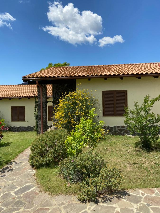 Agriturismo Gennemara B&B Perdaxius Exteriör bild